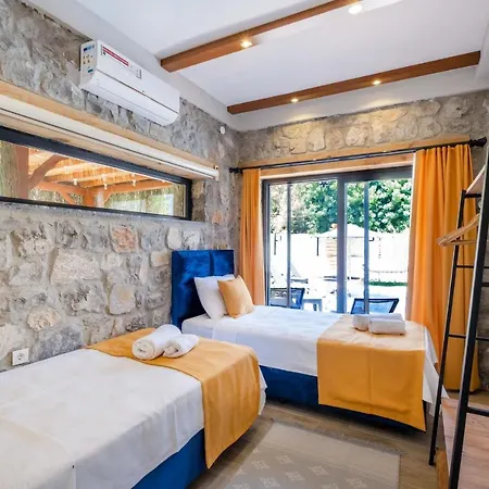 Muestakil Havuzlu Jakuzili Tatil Villasi * Fethiye